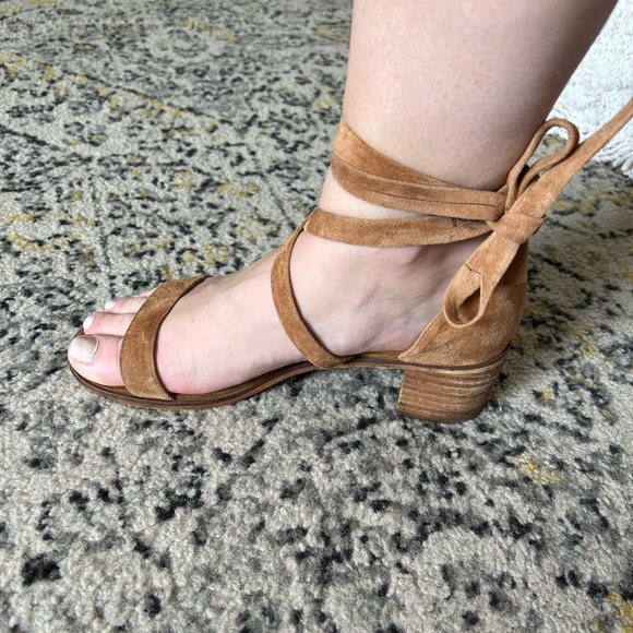 Steve Madden Rizzaa Sandals - Picture 5 of 6